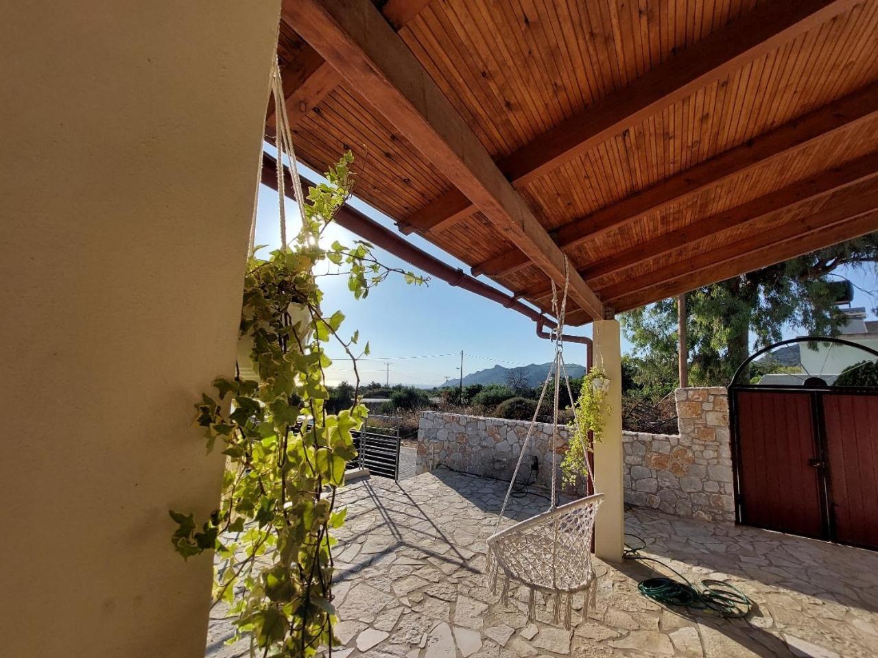 Villa Near Seitan Beach Khordhákion Exterior photo